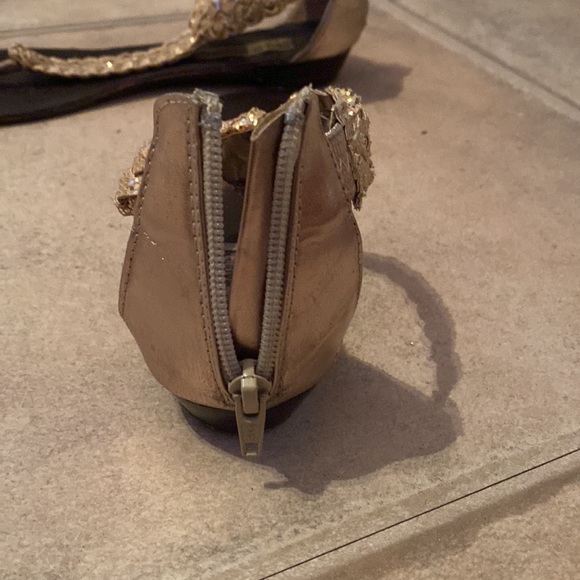 Sandals - Picture 4 of 6